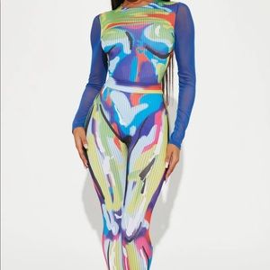 Multicolored matching jump suit